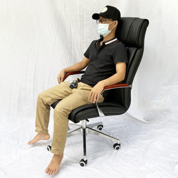 Ghế lãnh đạo nệm bọc da tay viền gỗ sang trọng MF858