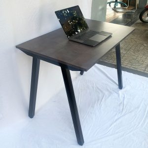 Bàn làm việc 100x60cm gỗ cao su hệ PLY chân lắp ráp