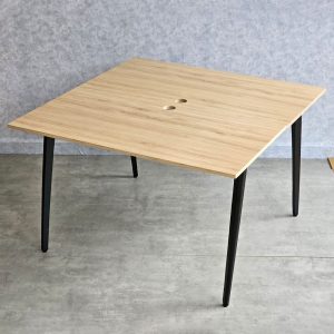 Bàn cụm 2 chỗ ngôi 120x120cm gỗ plywood chân sắt hệ Đa Giác HDG011