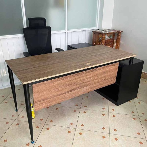 Bàn giám đốc chân tủ gỗ Plywood phủ melamin hệ Cone II HBCN020