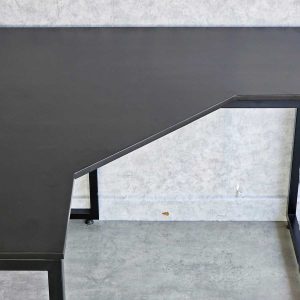 Bàn làm việc góc L 120x120cm gỗ cao su chân sắt lắp ráp sơn màu CD68024