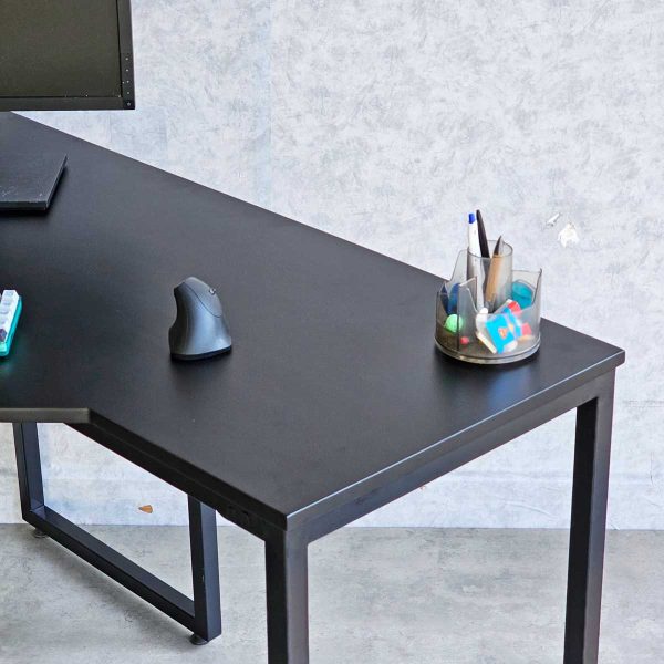 Bàn làm việc góc L 120x120cm gỗ cao su chân sắt lắp ráp sơn màu CD68024