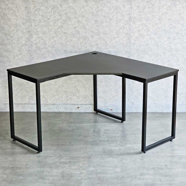 Bàn làm việc góc L 120x120cm gỗ cao su chân sắt lắp ráp sơn màu CD68024