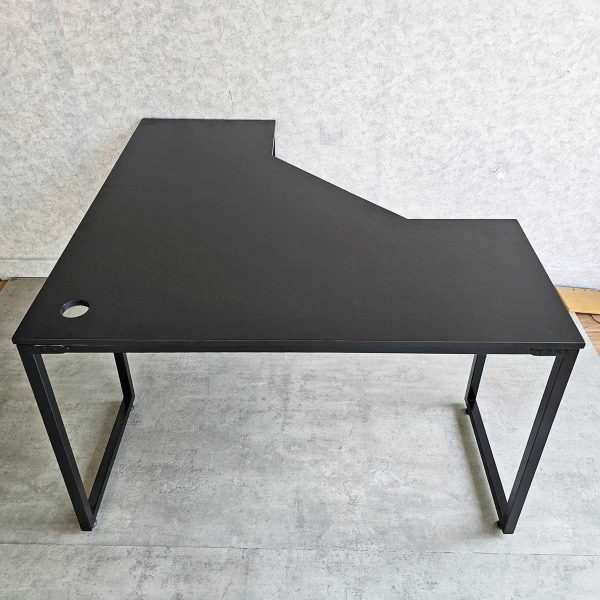 Bàn làm việc góc L 120x120cm gỗ cao su chân sắt lắp ráp sơn màu CD68024