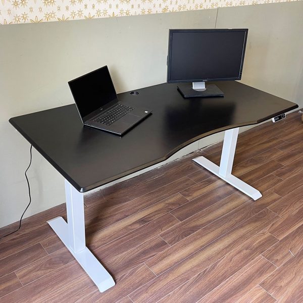 Bàn nâng hạ FlexiDesk mặt khuyết gỗ cao su chân 3 khớp chỉnh điện FLD012