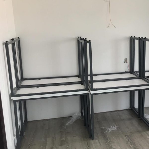 Bàn làm việc gỗ cao su chân sắt lắp ráp  120x60x75(cm)