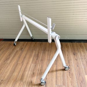 Bàn gấp gọn 1m4 gỗ cao su chân sắt BURKE HBMS011