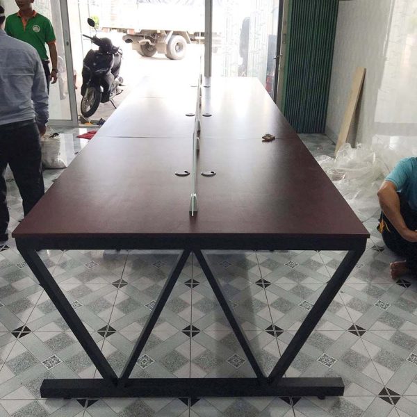Bàn cụm 6 chỗ 120x360cm gỗ cao su chân sắt Concept V lắp ráp