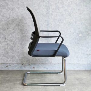 Ghế văn phòng chân quỳ lưng lưới HOM1089-02