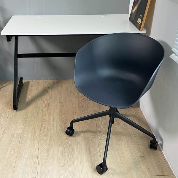Ghế nâng hạ chân xoay HAY lưng nhựa GAKH-53PP