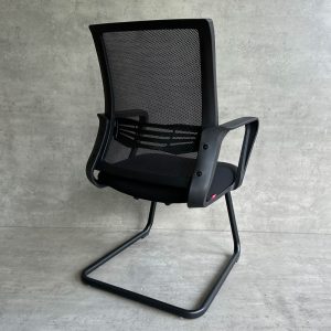 Ghế phòng họp chân quỳ lưng lưới HOM1016-03