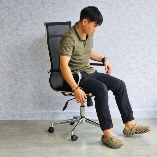 Ghế xoay lưng lưới màu đen, 1 cần điều khiển - HOM1007-04