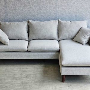 Sofa góc L 220x86cm nệm bọc vải chân gỗ SFL68023