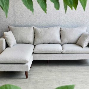 Sofa góc L 220x86cm nệm bọc vải chân gỗ SFL68023