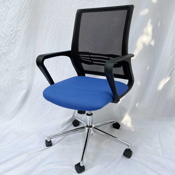 Ghế xoay văn phòng lưng lưới nệm xanh HOM1016-01