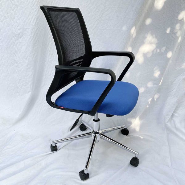 Ghế xoay văn phòng lưng lưới nệm xanh HOM1016-01