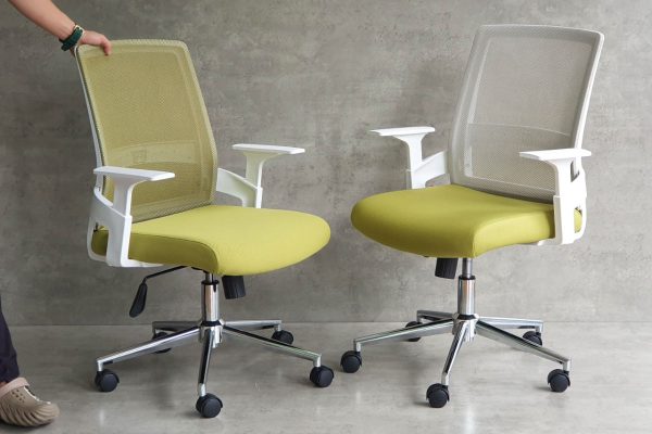 Ghế văn phòng chân xoay viền trắng HOM1086-01
