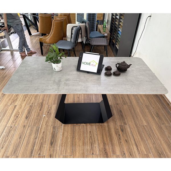 Bàn ăn mặt gỗ Plywood chân sắt sơn tĩnh điện BA68103