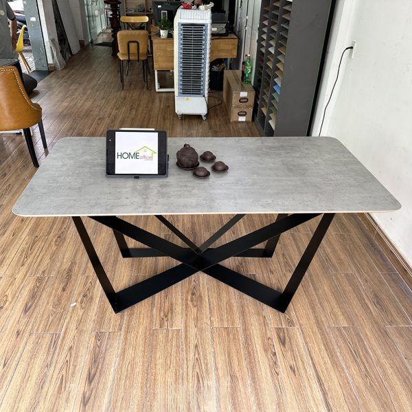 Bàn ăn gỗ Plywood chân sắt sơn tĩnh điện BA68100