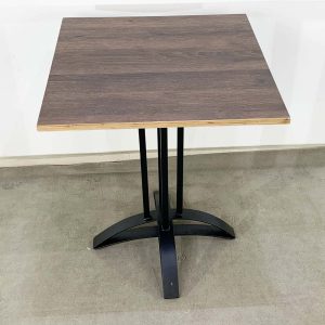 Bàn cafe vuông gỗ Plywood chân sắt chữ thập cong CFD68068