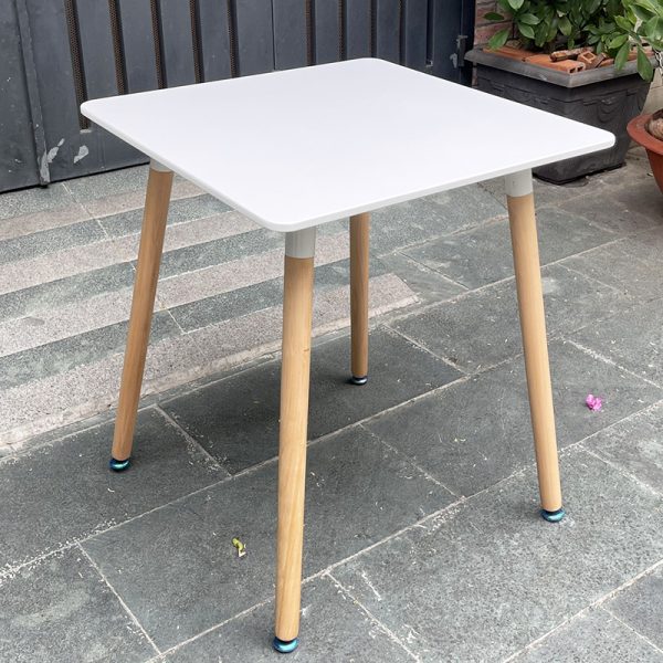 Bàn cafe Eames vuông 60cm chân gỗ ST1542A