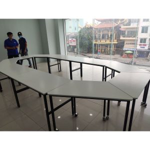 Bàn làm việc gỗ cao su chân sắt lắp ráp