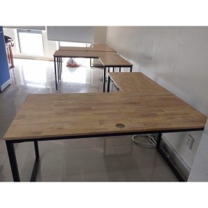 Bàn góc L 140x140cm chân sắt chữ nhật lắp ráp
