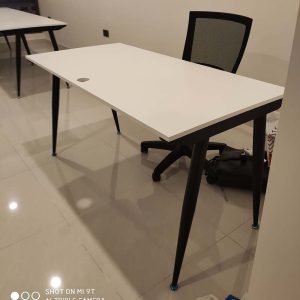 Bàn làm việc 70x140cm hệ CONE chân sắt lắp ráp