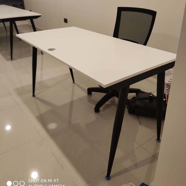 Bàn làm việc 70x140cm hệ CONE chân sắt lắp ráp
