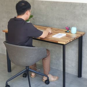 Bàn làm việc 120x60cm gỗ tràm chân sắt lắp ráp hệ Oval HBOV049