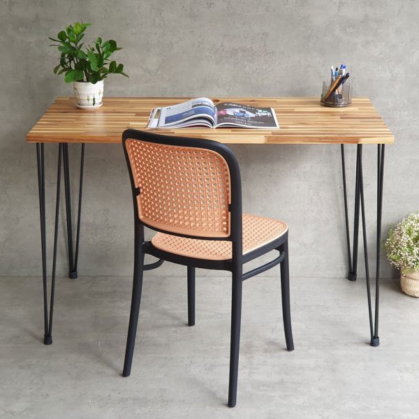 Bàn làm việc 120x60cm gỗ tràm chân sắt hairpin hệ Wooden HBWD024