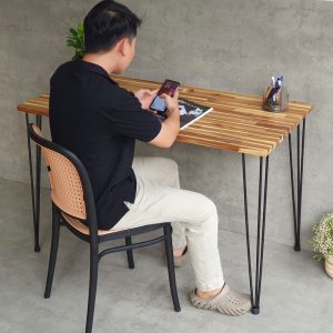 Bàn làm việc 120x60cm gỗ tràm chân sắt hairpin hệ Wooden HBWD024