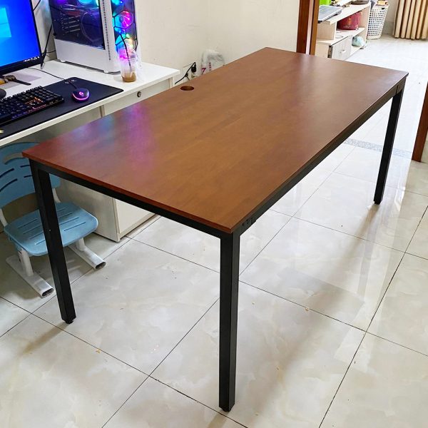 Bàn làm việc 160x80 UConcept chân sắt lắp ráp