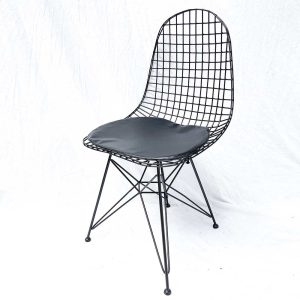 Bộ bàn ghế cafe mặt gỗ tròn và 2 ghế sắt CBCF118