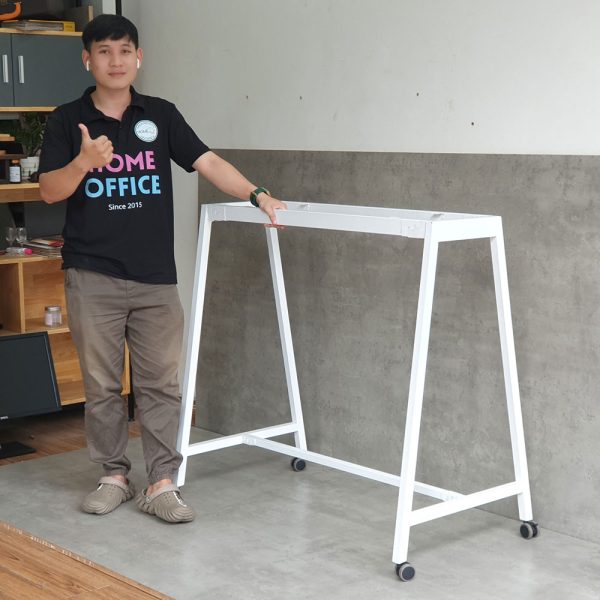 Bàn đứng di động 120x60x105cm gỗ tràm chân sắt lắp ráp FOS014