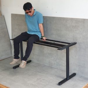 Chân sắt lắp ráp cho bàn 140x60cm hệ TIO sơn tĩnh điện HCTO003
