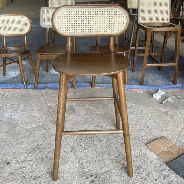 Ghế bar khung gỗ lưng lưới mắt cáo GBSK013