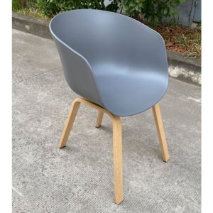 Ghế Eames lưng nhựa chân sắt sơn giả gỗ ST1886