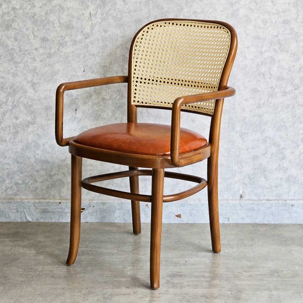 Ghế THONET có tay tựa bọc nệm da PU gỗ cao su GCF174