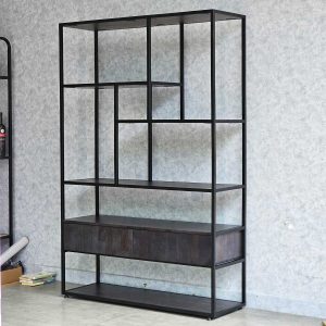 Kệ trang trí gỗ cao su khung sắt có tủ dưới 120x35x180(cm) KTB68074