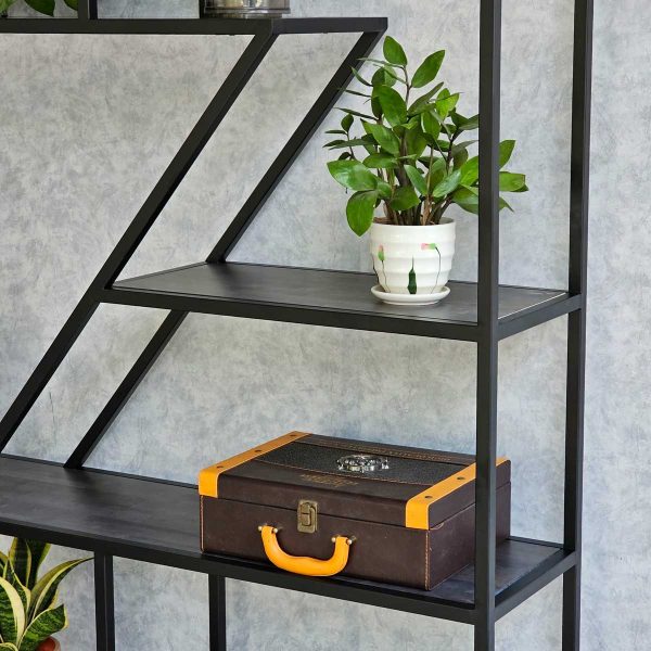 Kệ trang trí có tủ gỗ cao su khung sắt 120x35x180(cm) KTB68073